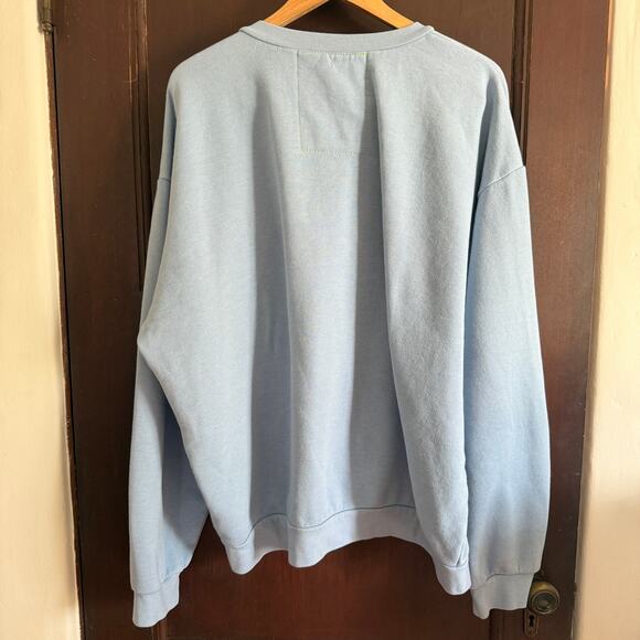 AVIATOR NATION | Women's Rainbow Heart Stitch Ice Blue Crewneck Sweatshirt | XL - Picture 3 of 6